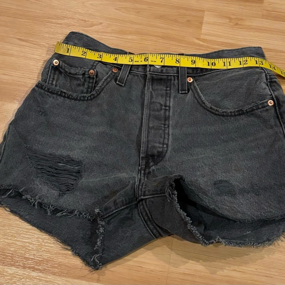 Levis Black Distressed Denim Shorts‎